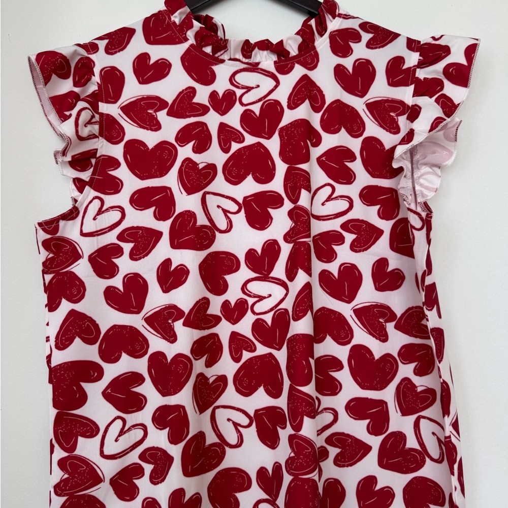 Red Heart Print Ruffle Sleeve Top NWOT